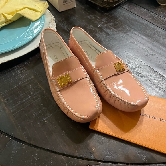 Louis Vuitton Flat Driving Shoes Patent Pink Leather - Picture 1 of 8